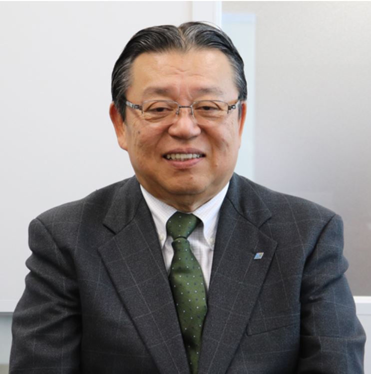 アイナボホールディングスの阿部社長　画像出典：リフォーム産業新聞