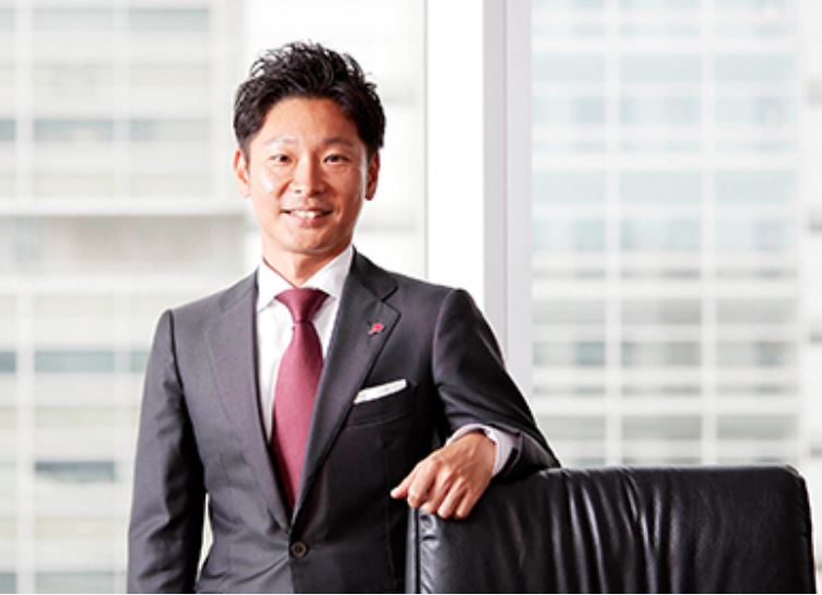 粧美堂の寺田社長　画像出典：公式ホームページより