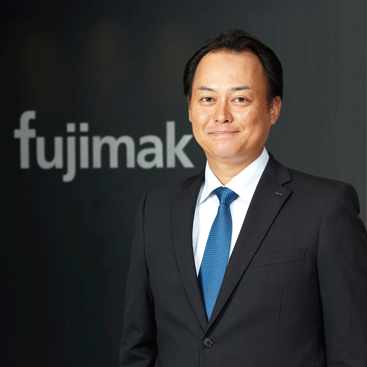代表取締役社長　熊谷光治