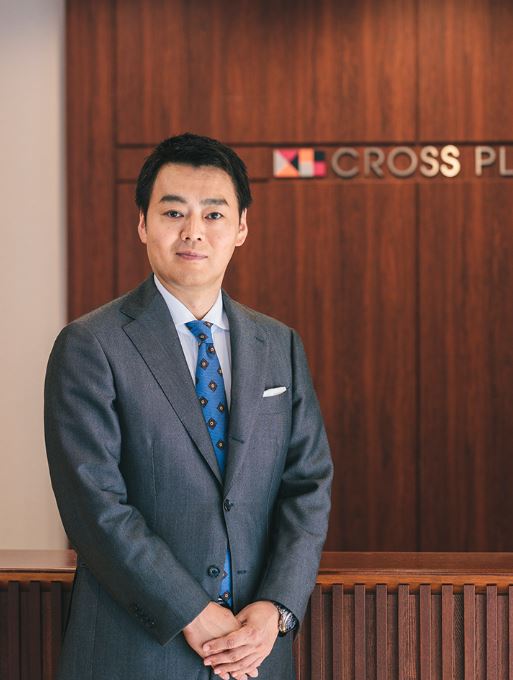 クロスプラスの山本社長