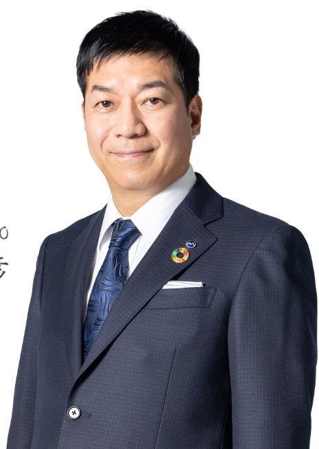 クリヤマホールディングスの社長画像