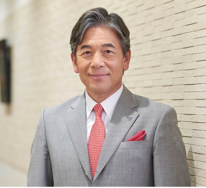 山善の社長画像